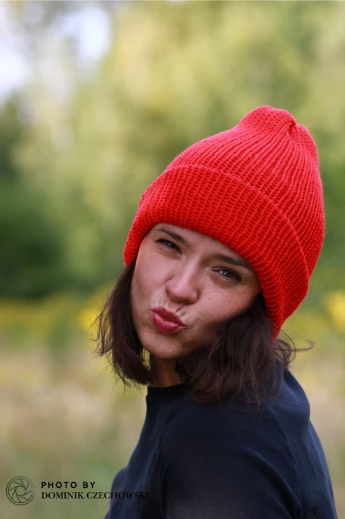 czapka merino monokolor szkarłatna czerwień